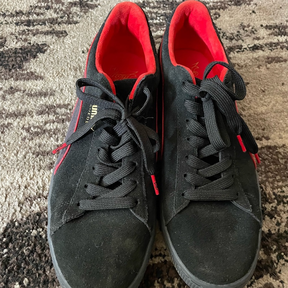 Adidas suede